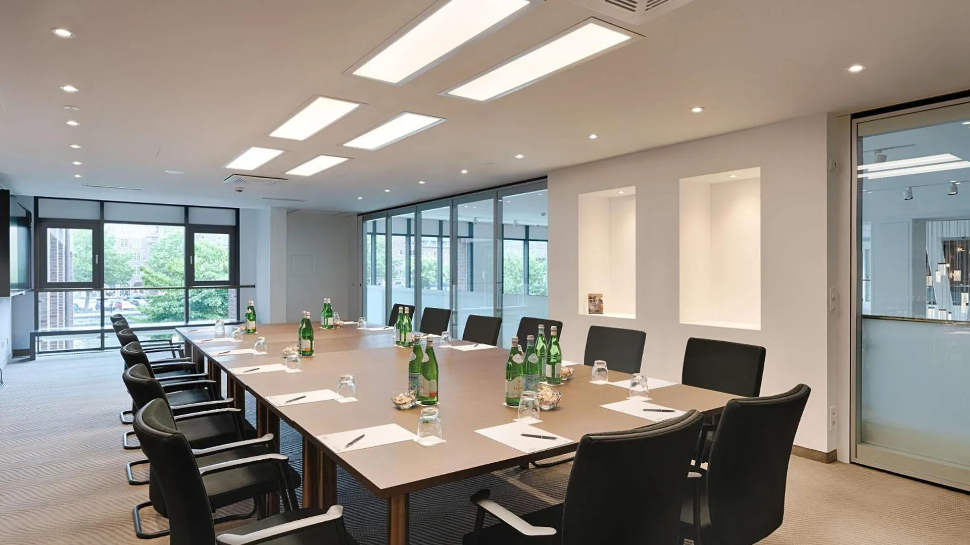 Radisson Blu Senator Hotel, Luebeck מלון