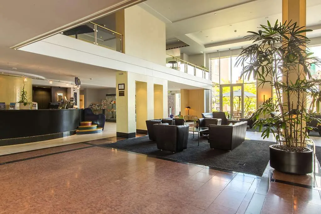 Radisson Blu Senator Hotel, Luebeck ליבק